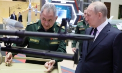 Tổng thống Putin nói sẽ tăng cường khả năng của lực lượng đặc nhiệm Nga