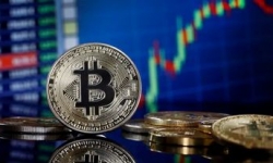Bitcoin vọt lên mốc 60.000 USD lần đầu kể từ tháng 11/2021