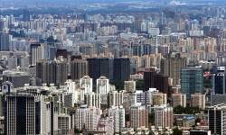 Nhiều chủ đầu tư Trung Quốc chật vật rao bán nhà trên mạng