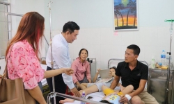 Số người ngộ độc sau khi ăn cơm gà tại Nha Trang vẫn tăng, có người chuyển nặng