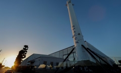 SpaceX đang xây dựng mạng lưới vệ tinh cho cơ quan tình báo Mỹ?