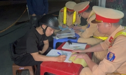 Lào Cai: Phát hiện, xử phạt một shipper lái xe máy với nồng độ cồn kịch khung