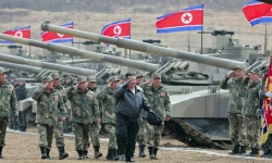Ông Kim Jong Un thăm đơn vị xe tăng của Triều Tiên, kêu gọi sẵn sàng chiến đấu