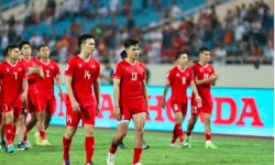 Đội tuyển Việt Nam tụt hạng sau trận thua Indonesia tại sân Mỹ Đình