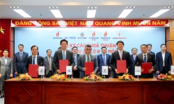 PV GAS ký kết các thoả thuận để triển khai chuỗi dự án khí điện Lô B - Ô Môn