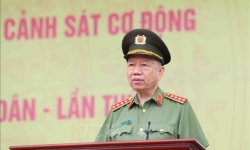 Bộ trưởng Bộ Công an Tô Lâm dự tổng duyệt diễu binh Lễ kỷ niệm 50 năm Ngày truyền thống lực lượng Cảnh sát cơ động