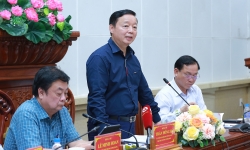 Phó Thủ tướng Trần Hồng Hà: Cần thiết kế các 'app' thông tin thời tiết, tình hình xâm nhập mặn