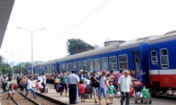 Đường sắt phía Nam tăng chuyến đi các tỉnh miền Trung phục vụ du lịch hè 2024