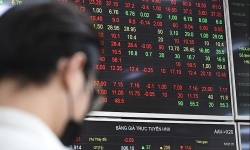 Thị trường chứng khoán rung lắc, VN-Index “bốc hơi” gần 22 điểm