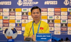 HLV Hoàng Anh Tuấn không hài lòng về lối chơi của U23 Việt Nam