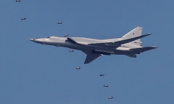 Ukraine nói bắn hạ 'cỗ máy dội bom' chiến lược Tu-22M của Nga