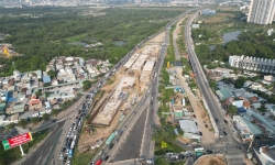 Thành phố Hồ Chí Minh: Tháo gỡ điểm nghẽn hạ tầng để thúc đẩy liên kết vùng