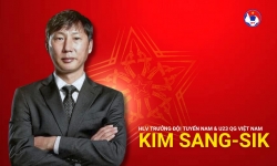 HLV Kim Sang-sik nhận lương bao nhiêu khi ngồi 'ghế nóng' đội tuyển Việt Nam?