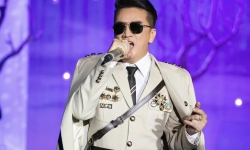 TP HCM sẽ mời chuyên gia thẩm định huy hiệu 'lạ' của ca sĩ Đàm Vĩnh Hưng