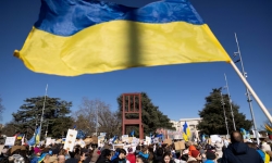 Hội nghị hòa bình Ukraine đưa Thụy Sĩ đến gần với phương Tây