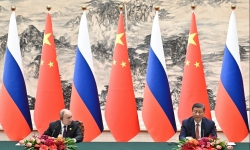 Chủ tịch Tập Cận Bình và Tổng thống Vladimir Putin ký tuyên bố tăng cường mối quan hệ Trung-Nga