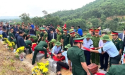 Hà Tĩnh: Truy điệu, an táng 11 hài cốt liệt sỹ hy sinh tại Lào
