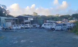 Nhiều người nước ngoài hết lương thực và mắc kẹt do bạo loạn ở New Caledonia
