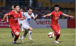 Thể Công Viettel đánh bại đội đầu bảng Nam Định