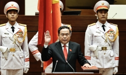 Ông Trần Thanh Mẫn tuyên thệ sau khi được bầu giữ chức Chủ tịch Quốc hội khoá XV