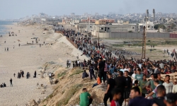 Viện trợ cho Gaza mắc kẹt và chất đống ở Ai Cập