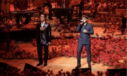 Hà Anh Tuấn ra 8 ca khúc trong Live Concert “Sketch A Rose” tại Singapore