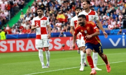 Tây Ban Nha 'vùi dập' Croatia trong mưa bàn thắng
