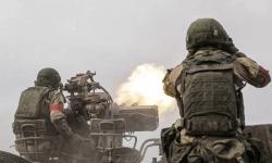 Nga tấn công hai thành phố lớn nhất Ukraine, giao tranh ác liệt trên các đảo ở Kherson