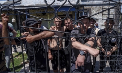 Thiếu hụt lực lượng, Ukraine thả hàng nghìn tù nhân để bổ sung vào quân đội