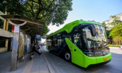 Hà Nội sẽ thay thế 100% xe buýt chạy dầu diesel bằng xe buýt điện