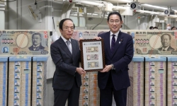 Nhật Bản phát hành tờ tiền 3D để chống làm giả