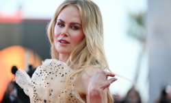 Nicole Kidman giành giải Nữ chính xuất sắc tại LHP Venice giữa nỗi đau mất mẹ