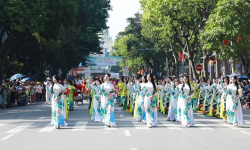 Festival Thu Hà Nội 2024 tạm hoãn do mưa lớn