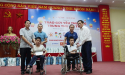 Trao quà cho 300 em nhỏ là trẻ khuyết tật, trẻ có hoàn cảnh khó khăn huyện Mỹ Đức, Hà Nội