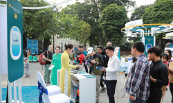 Khám phá mùa thu Hà Nội cùng Vietnam Airlines Festa 2024