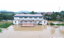 Vĩnh Lộc (Thanh Hóa): Nước sông Mã dâng cao, 174 hộ dân chìm trong biển nước