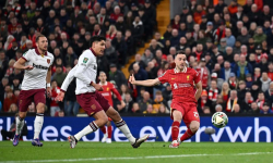 Liverpool ngược dòng đánh bại West Ham tại Cúp Liên đoàn Anh