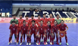 Thắng tuyển Trung Quốc, futsal nữ Việt Nam 'chạm một tay' vào cúp vô địch