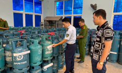 Phát hiện cơ sở san, chiết, nạp hàng chục tấn khí LPG trái phép tại Bắc Ninh