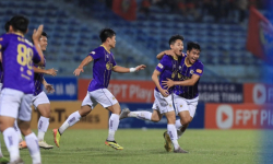 Hà Nội FC thoát thua trước Hà Tĩnh trên sân Hàng Đẫy