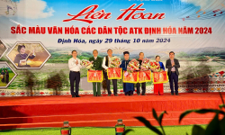 Lắng đọng với không gian văn hoá truyền thống trong Liên hoan Sắc màu văn hóa các dân tộc ATK Định Hóa