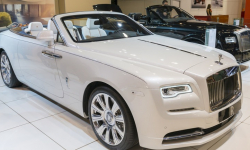 Doanh số của Rolls-Royce bùng nổ tại Nga