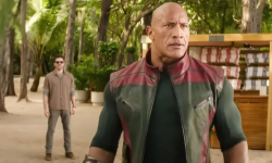 Phim hành động của Dwayne Johnson dẫn đầu phòng vé mùa Giáng sinh