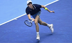 Jannik Sinner giành vé chơi chung kết ATP Finals 2024