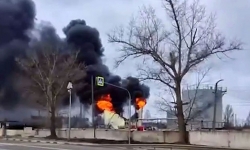 Máy bay không người lái Ukraine liên tiếp tấn công nhà máy Nga