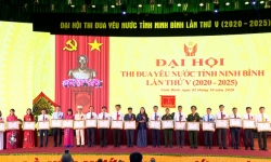 Phó Chủ tịch nước dự Đại hội thi đua yêu nước tỉnh Ninh Bình