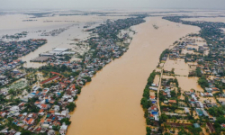 Dự báo thời tiết 27/10: Trung Bộ, Tây Nguyên mưa lớn