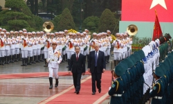 Chủ tịch nước Trần Đại Quang đón, hội đàm với Tổng thống Hoa Kỳ Donald Trump 