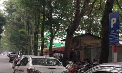 Hà Nội: Hàng trăm bãi đỗ xe không phép, sai phép ngang nhiên hoạt động