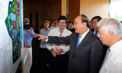 Thủ tướng thăm Trung tâm Khoa học ICISE tại Bình Định 